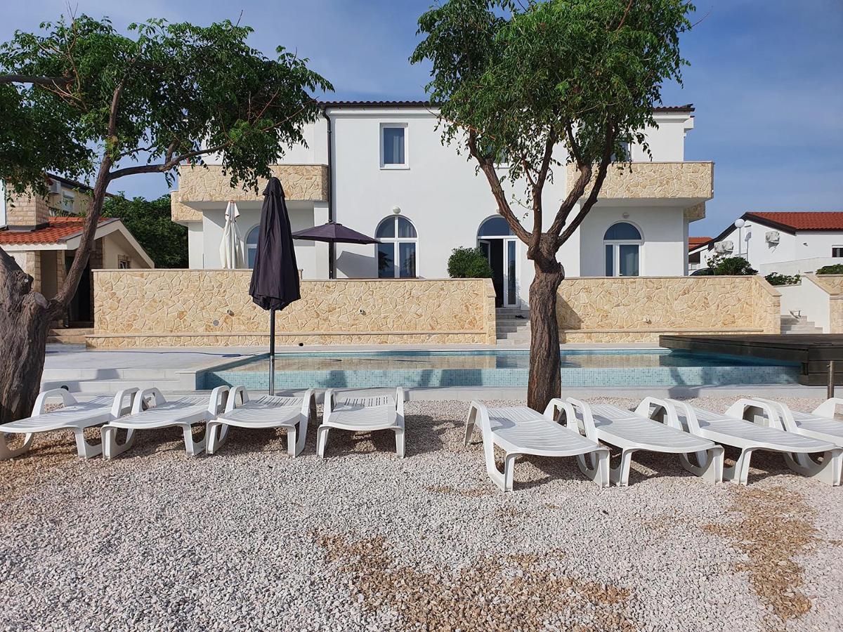 Villa Ivanovic Vir Luaran gambar